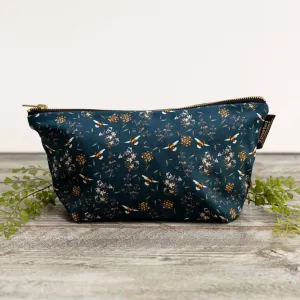 Bee & Honey Suckle Noir Wash Bag