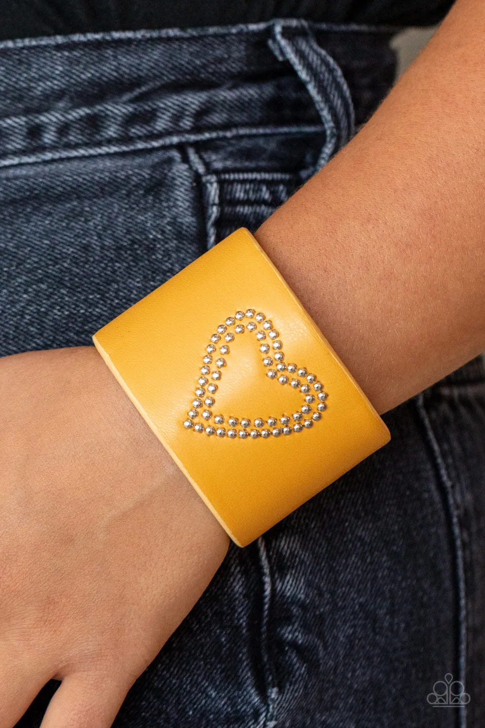 Bracelets Rodeo Romance - Yellow B195