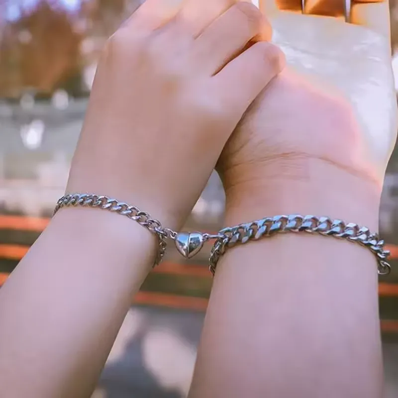 Couple Bracelet Magnetic Heart