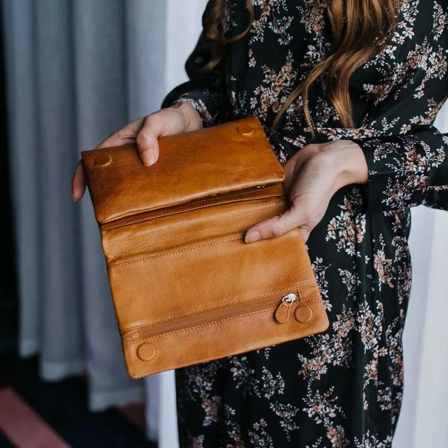 Emily Purse - Tan