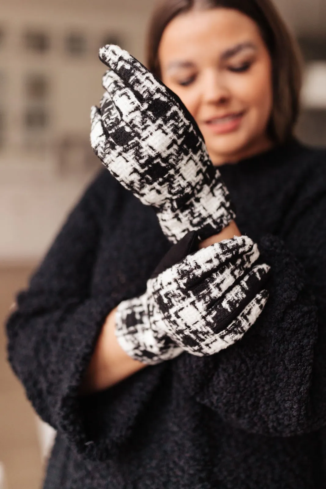 Keepin' Warm Houndstooth Gloves