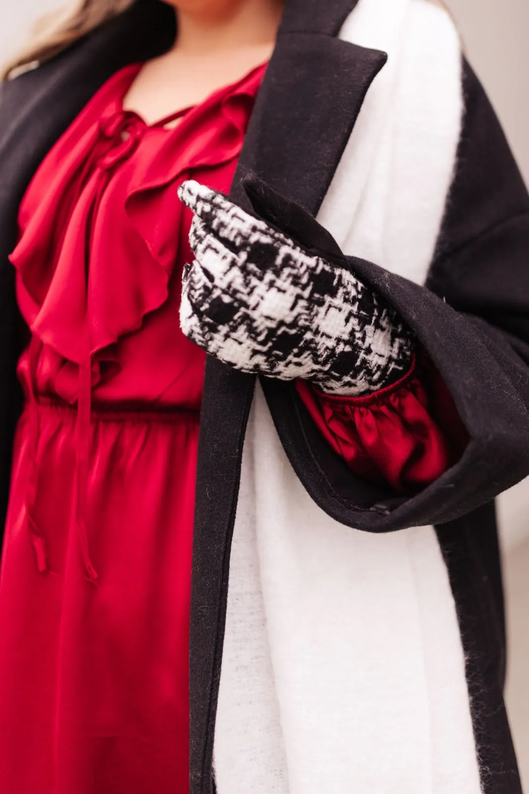 Keepin' Warm Houndstooth Gloves