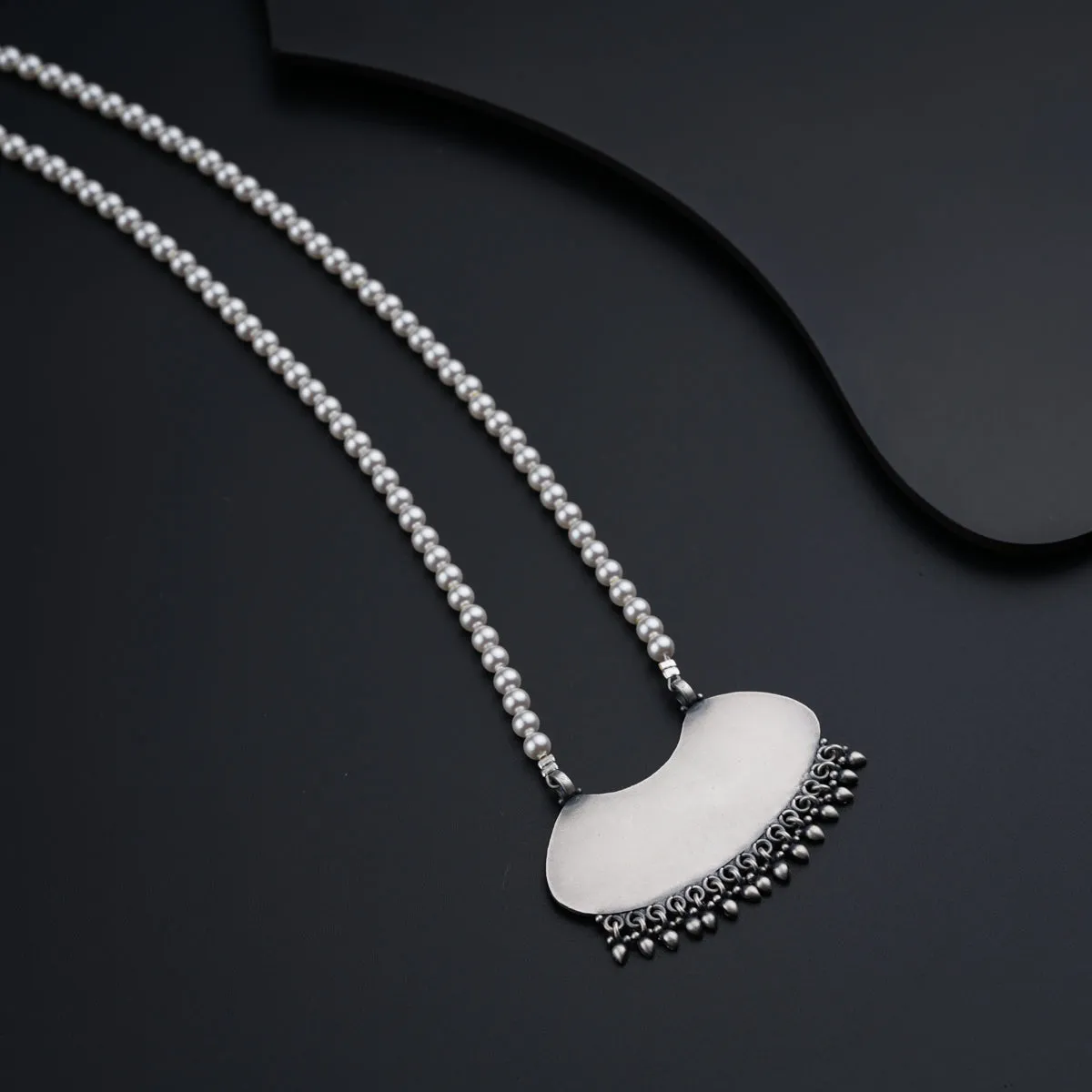 Strength Pendant Necklace with High Quality Pearls