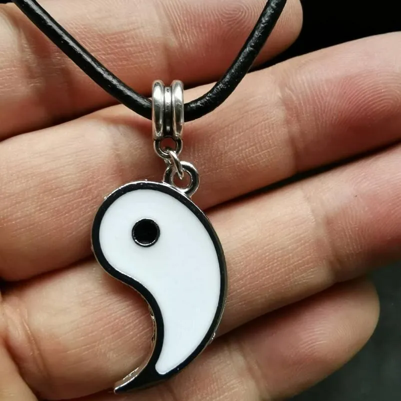 Yin yang couple necklace