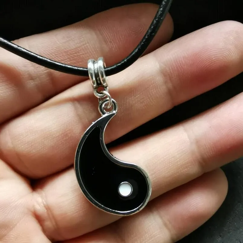 Yin yang couple necklace